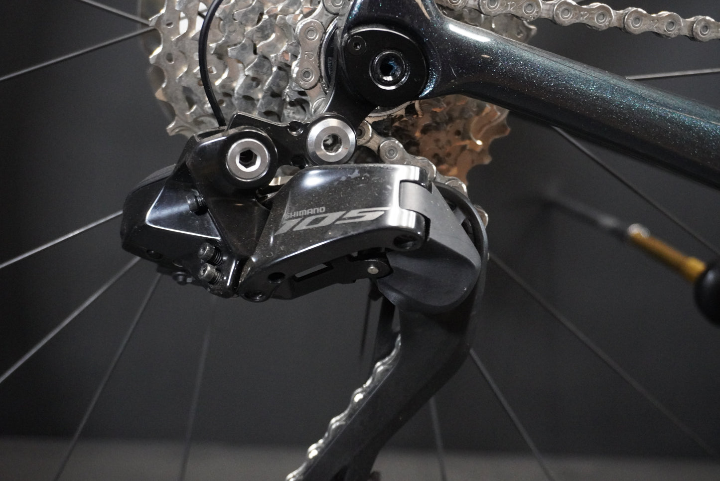Giant TCR Advanced 1 105 Di2 Carbon Disc Road Bike 2024 - XL - Upgraded