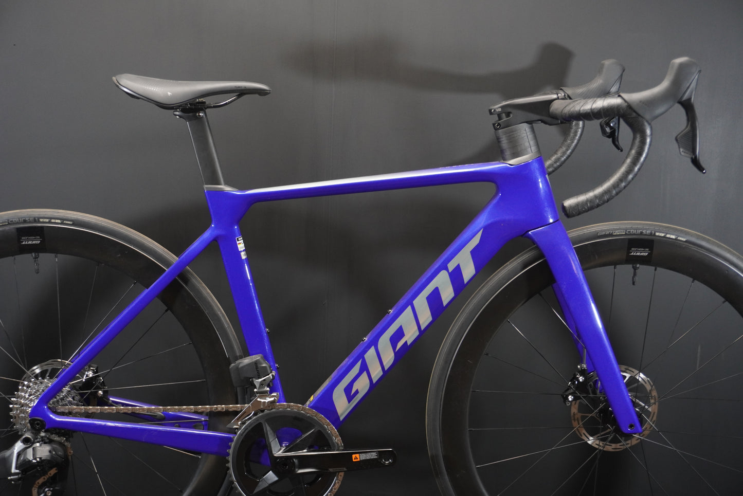 Giant Propel Advanced 1 AXS Carbon Disc Road Bike 2024 - X-Small