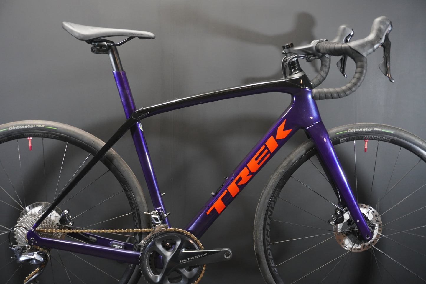 Trek Domane SL6 Gen 3 Carbon Disc Road Bike 2021 - 54cm