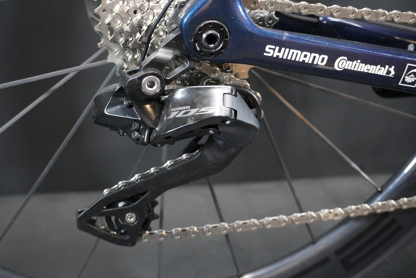 Lapierre Xelius SL FDJ 105 Di2 Carbon Disc Road Bike 2022 - Medium - Upgraded