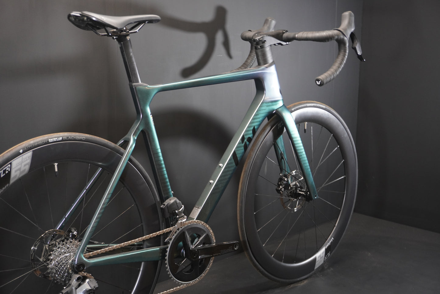 Liv EnviLiv Advanced 1 Rival AXS Carbon Disc Road Bike 2023 - Medium