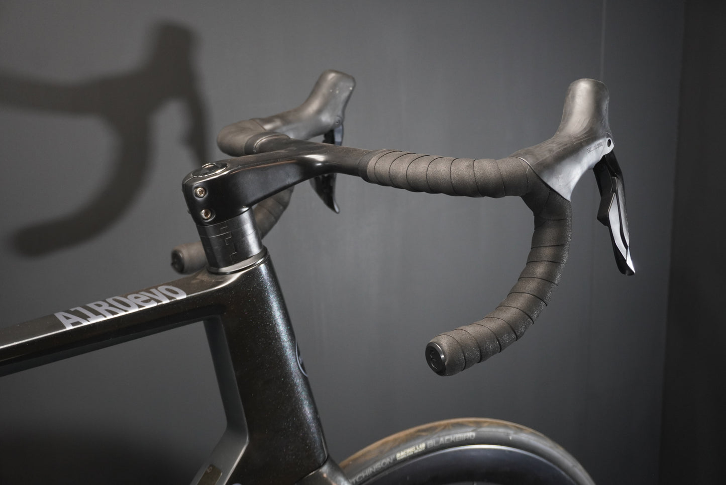 Handsling A1R0evo 105 Di2 Carbon Disc Road Bike 2024 - 60cm