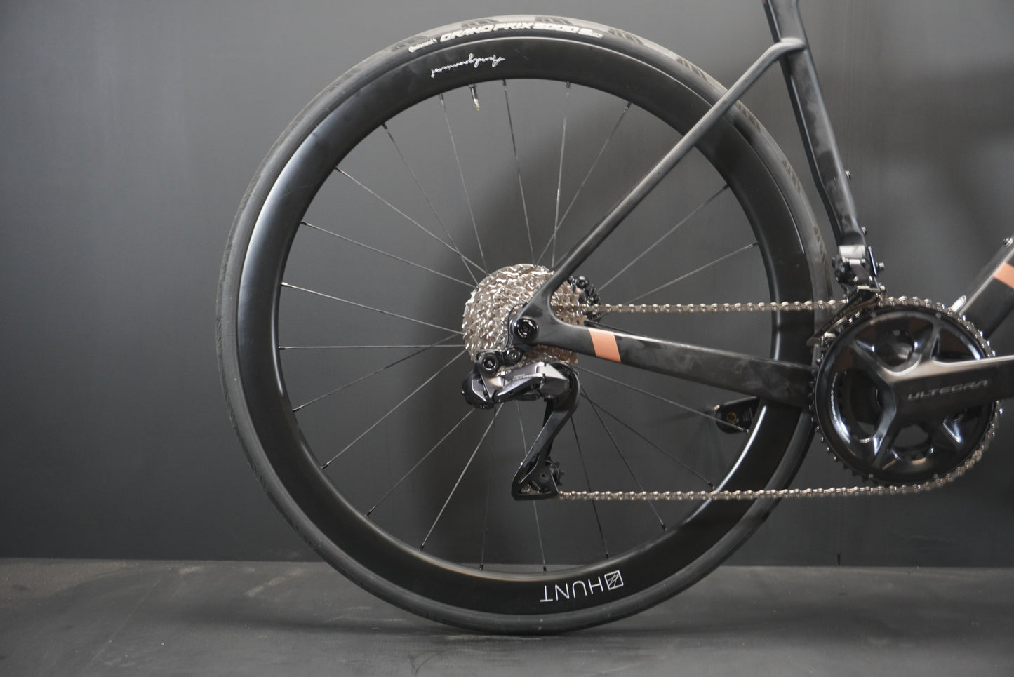 Ventum NS1 Ultegra Di2 Carbon Disc Road Bike 2025 - Medium