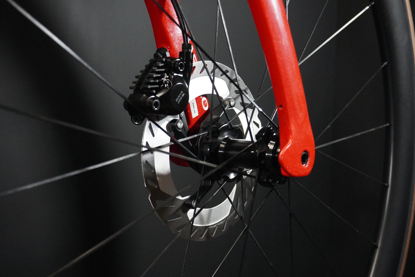 Pinarello F5 105 Di2 Carbon Disc Road Bike 2024 - 59.5cm