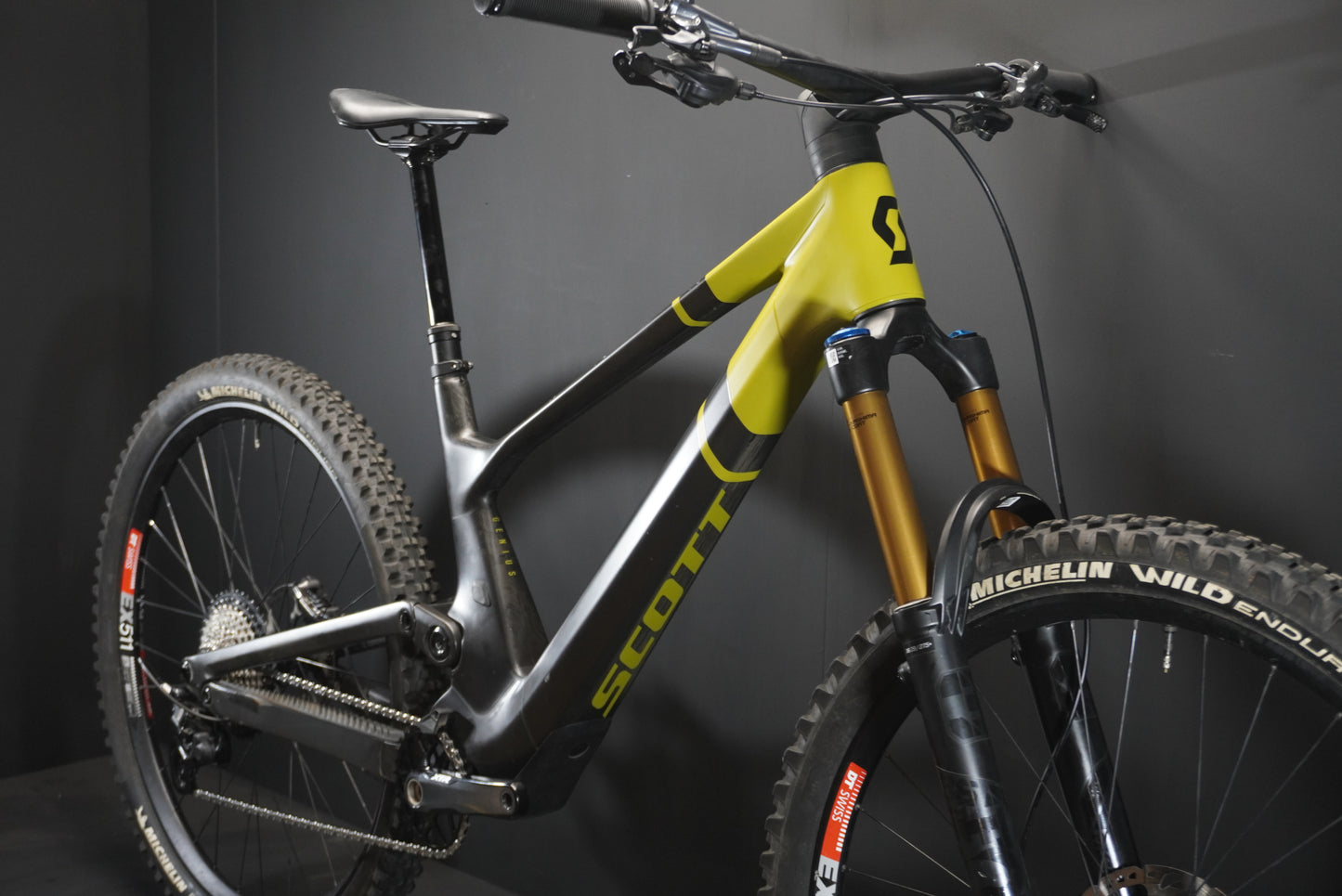 Scott Genius ST 900 Tuned Carbon Full Sus MTB 2024 - Large