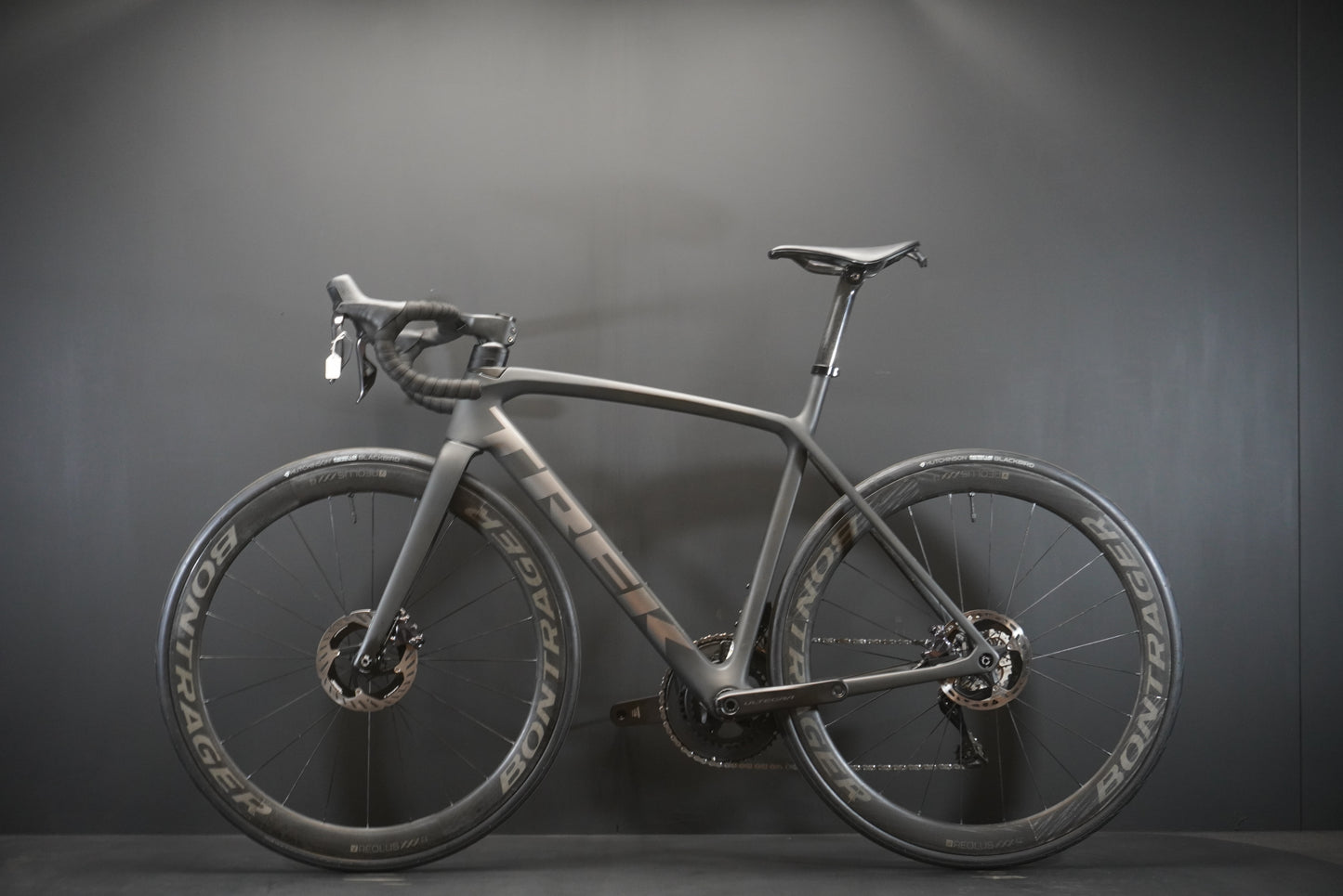 Trek Emonda SLR 7 Di2 Project One Carbon Disc Road Bike 2022 - 54cm