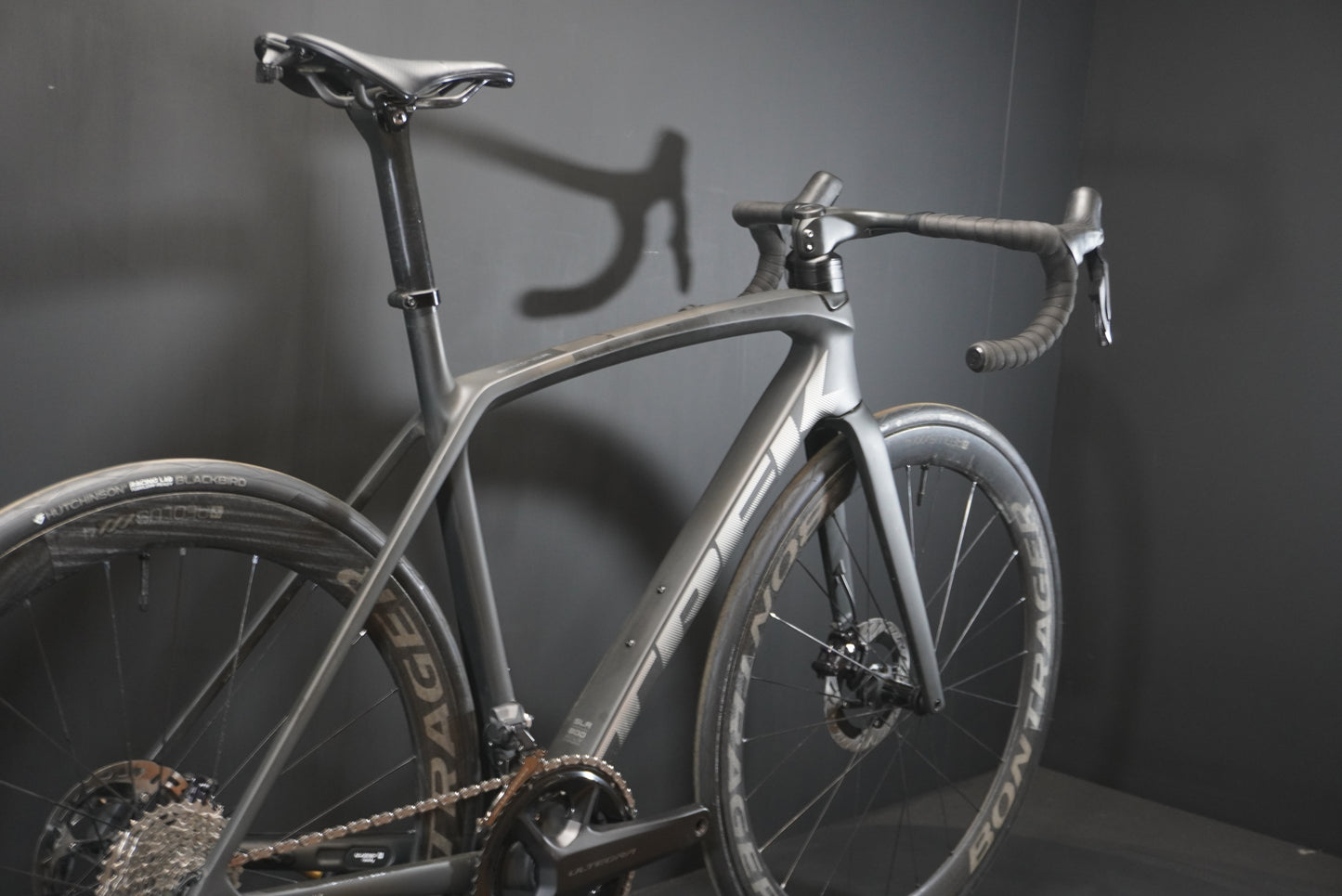 Trek Emonda SLR 7 Di2 Project One Carbon Disc Road Bike 2022 - 54cm