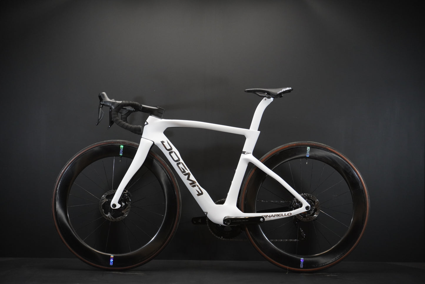 Pinarello Dogma F Carbon Disc Road Bike 2025 - 515mm