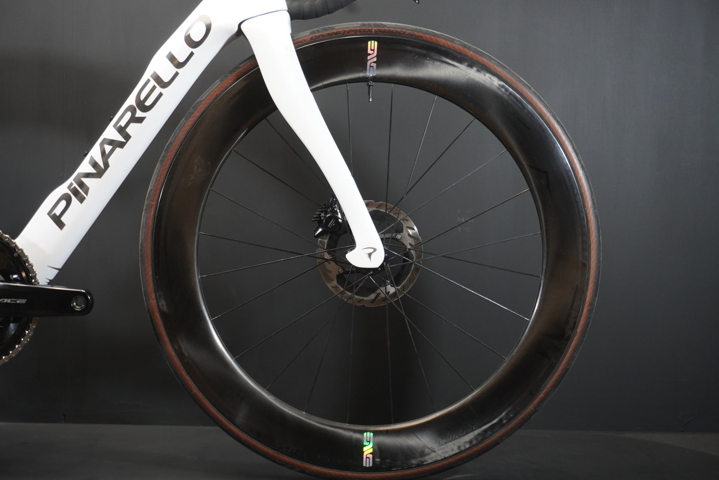 Pinarello Dogma F Carbon Disc Road Bike 2025 - 515mm