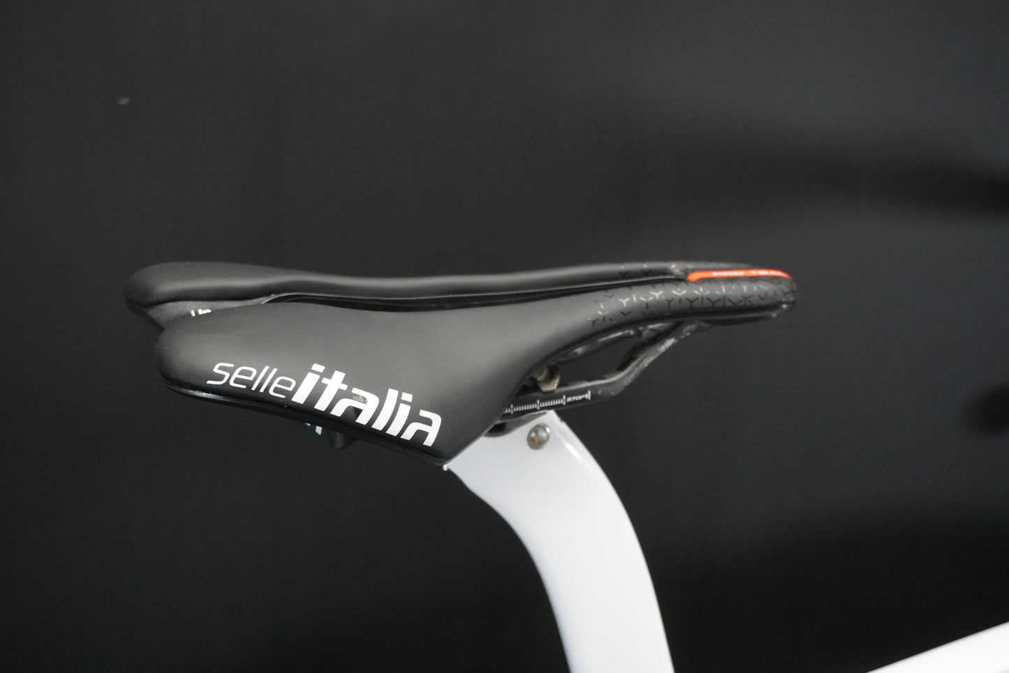 Pinarello Dogma F Carbon Disc Road Bike 2025 - 515mm