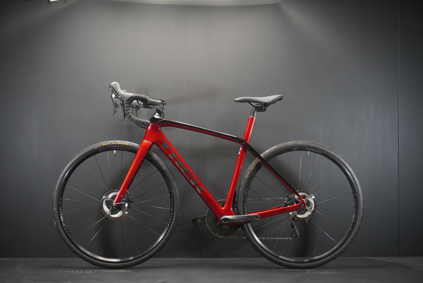 Trek Domane SL6 Gen 3 Carbon Disc Road Bike 2023 - 52cm