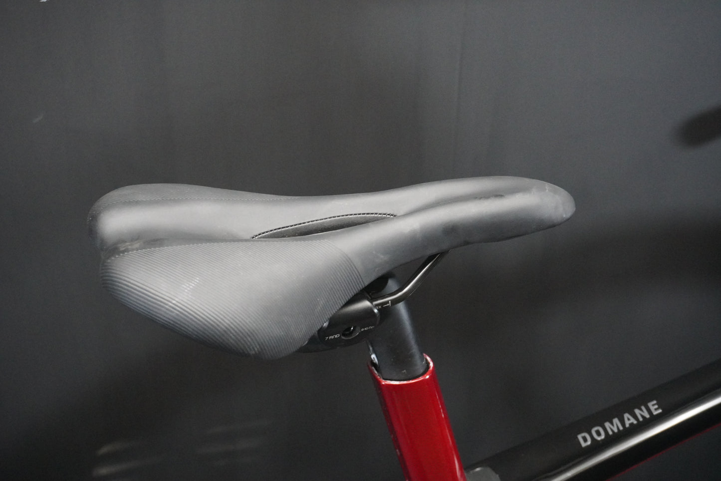 Trek Domane SL6 Gen 3 Carbon Disc Road Bike 2023 - 52cm