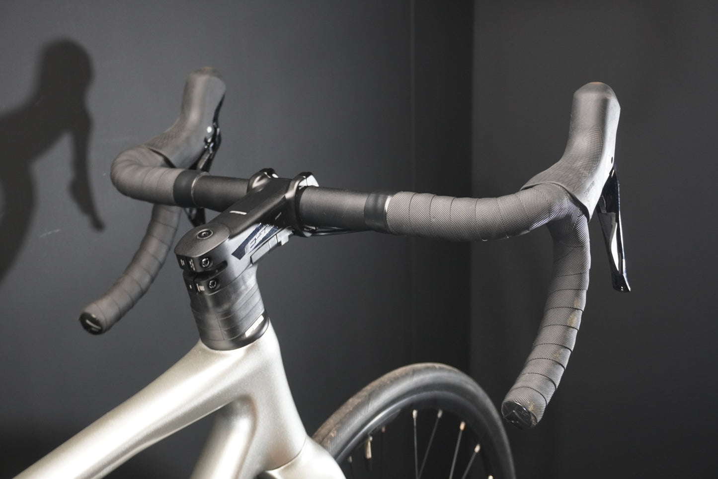 Merida Scultura 4000 105 Carbon Disc Road Bike 2024 - Small