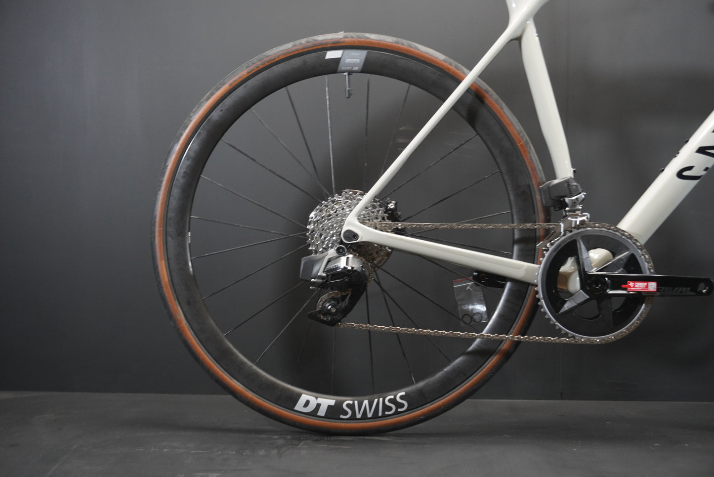 Canyon Endurace CF SL7 AXS Carbon Disc Road Bike 2022 - Medium - Upgraded Wheels