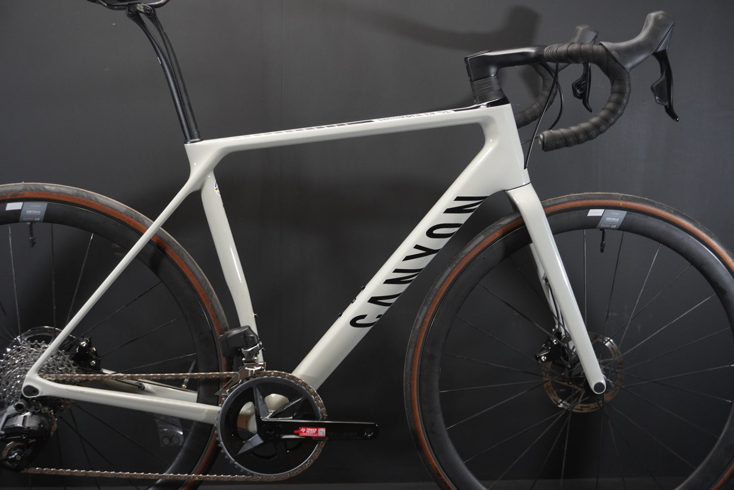 Canyon Endurace CF SL7 AXS Carbon Disc Road Bike 2022 - Medium - Upgraded Wheels