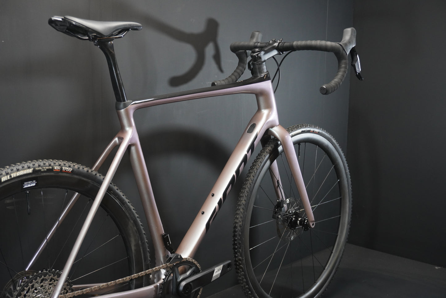 Giant TCX Advanced Pro 1 Carbon Disc CX/Gravel Bike 2024 - Large