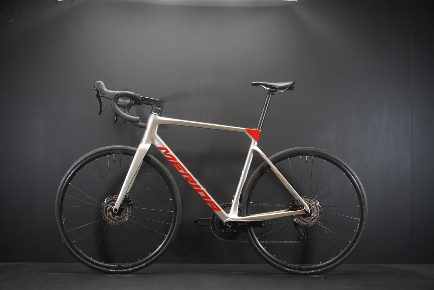 Merida Scultura 4000 105 Carbon Disc Road Bike 2024 - Large