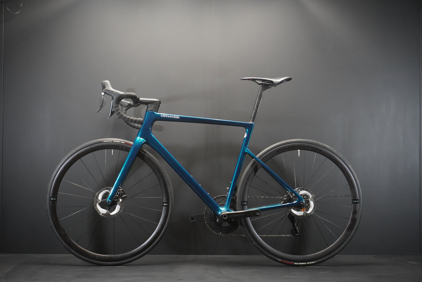 Cannondale Supersix EVO Hi-Mod Carbon Disc Road Bike 2022 - 54cm