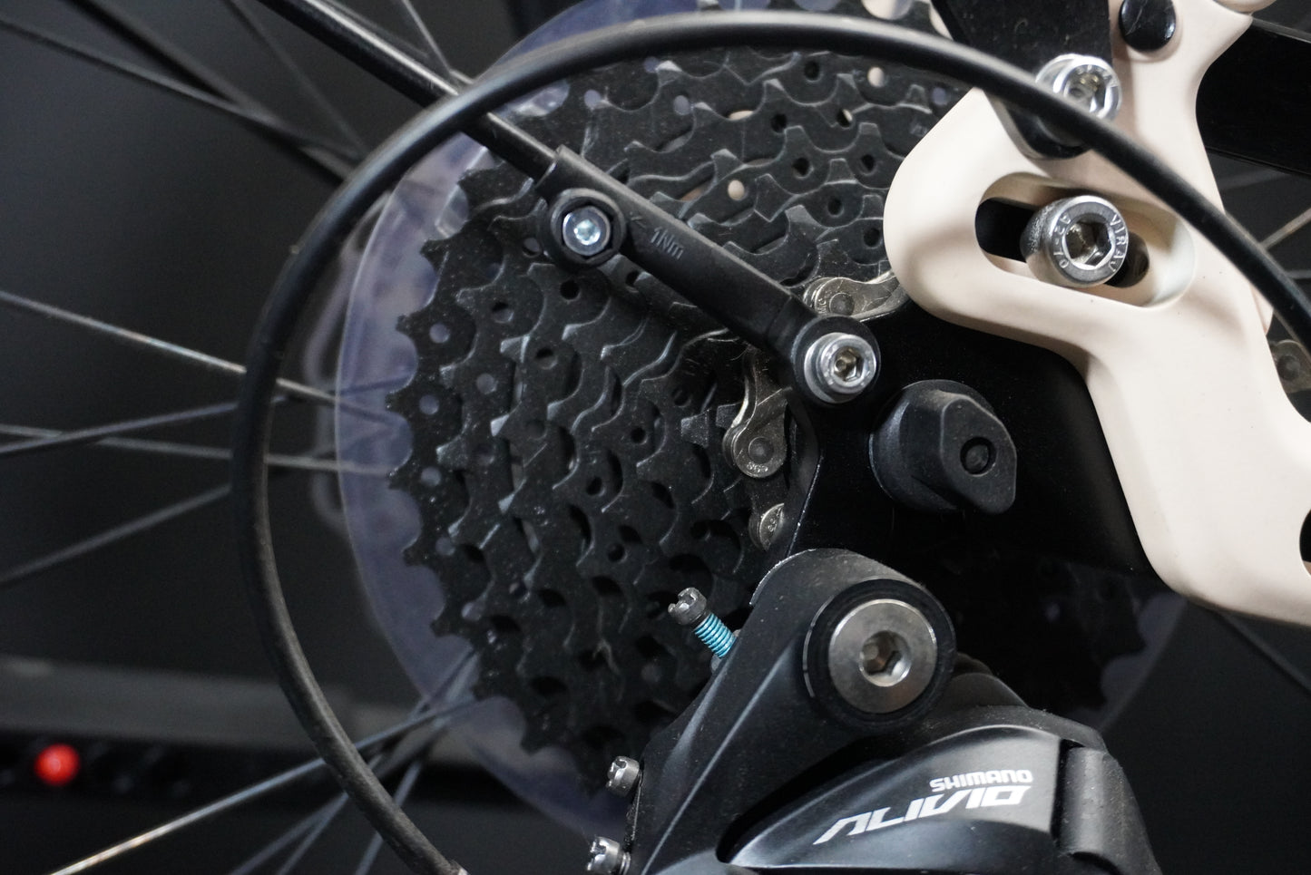 Raleigh Centros Low Step Derailleur 625Wh Electric Hybrid Bike - Medium - 1Km