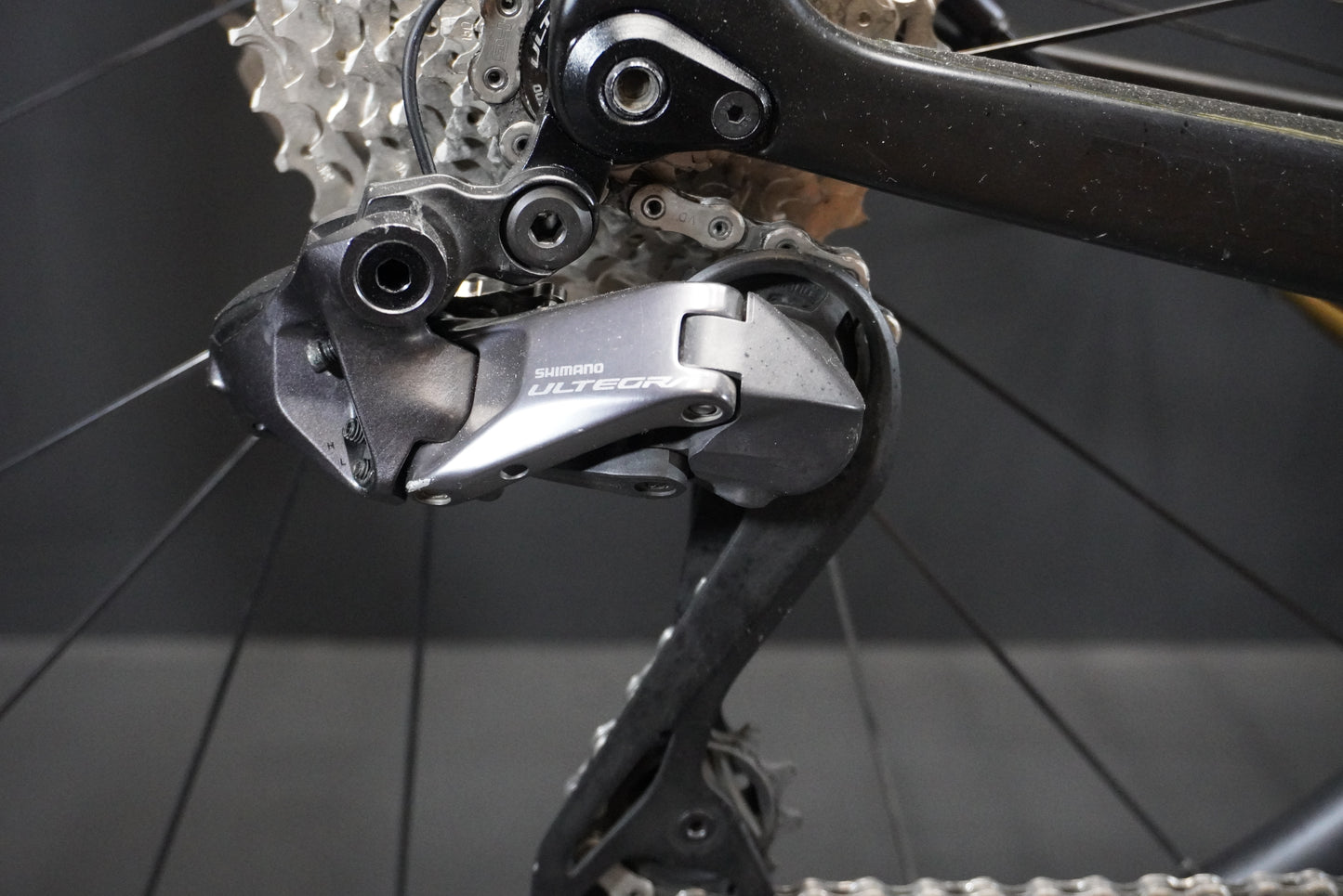 Pinarello Prince Ultegra Di2 Carbon Disc Road Bike 2023 - 46cm