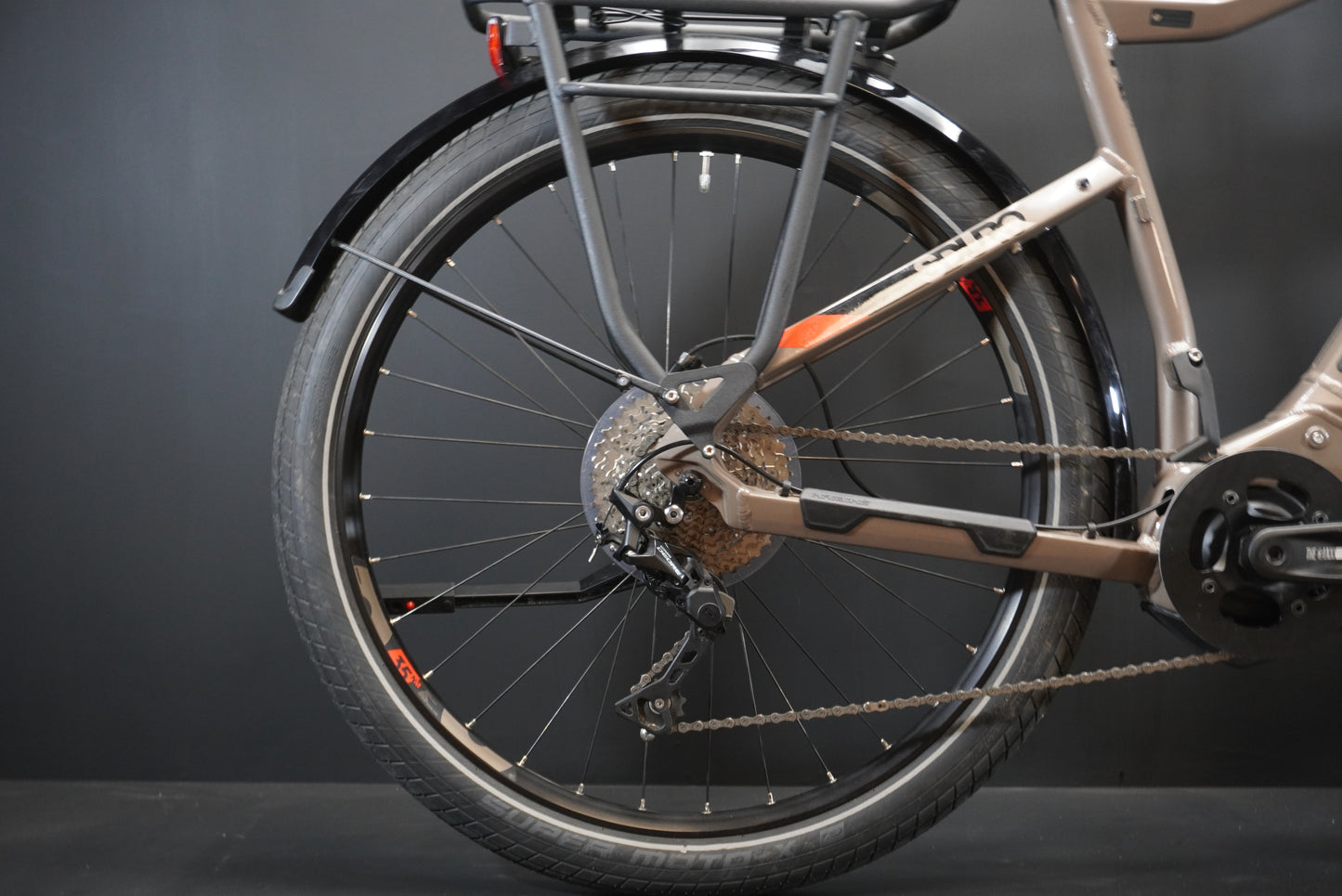 Haibike Sduro Trekking 4.0 Electric Hybrid Bike - Medium - 75 Miles