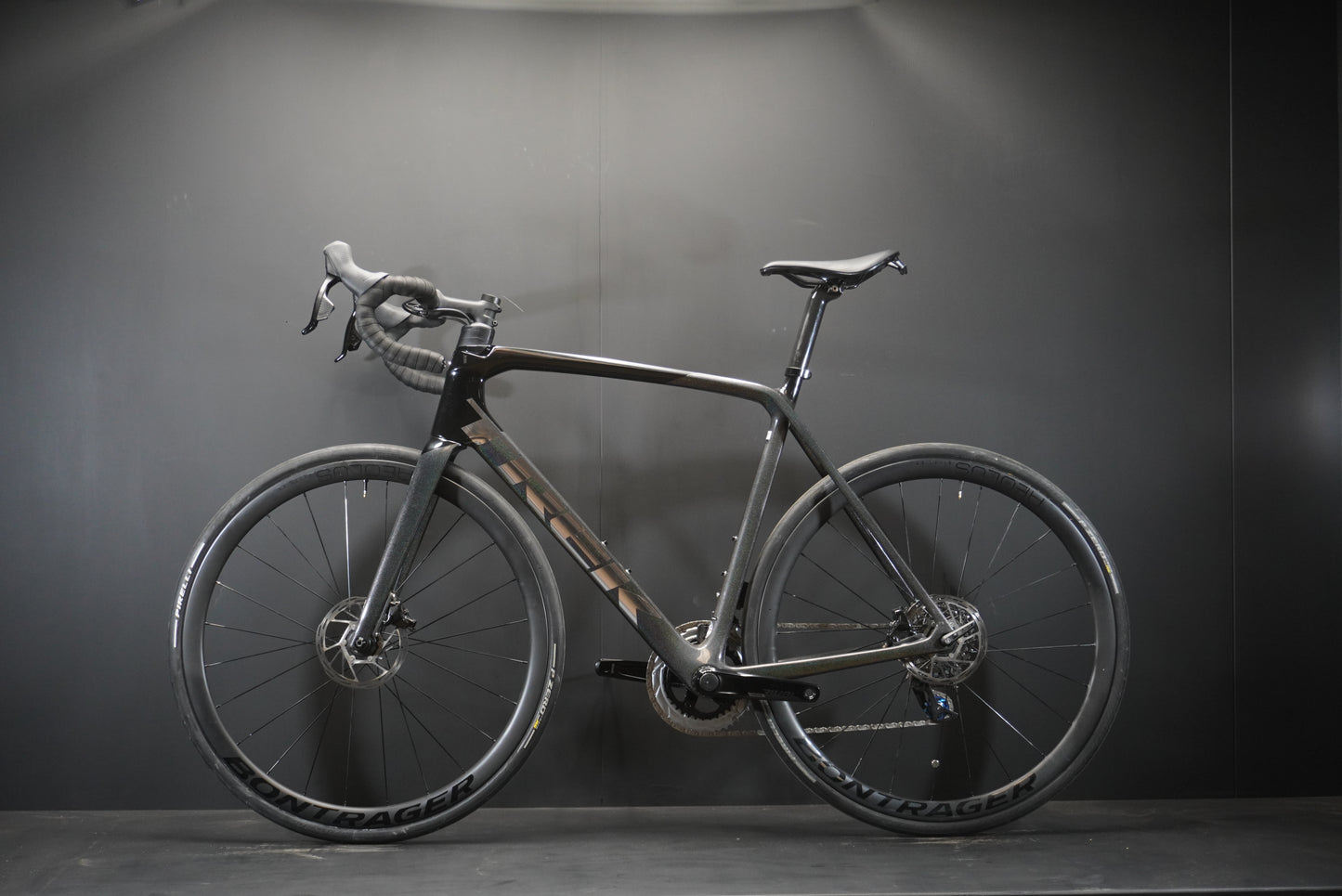 Trek Emonda SL6 Rival AXS Carbon Disc Road Bike 2023 - 58cm