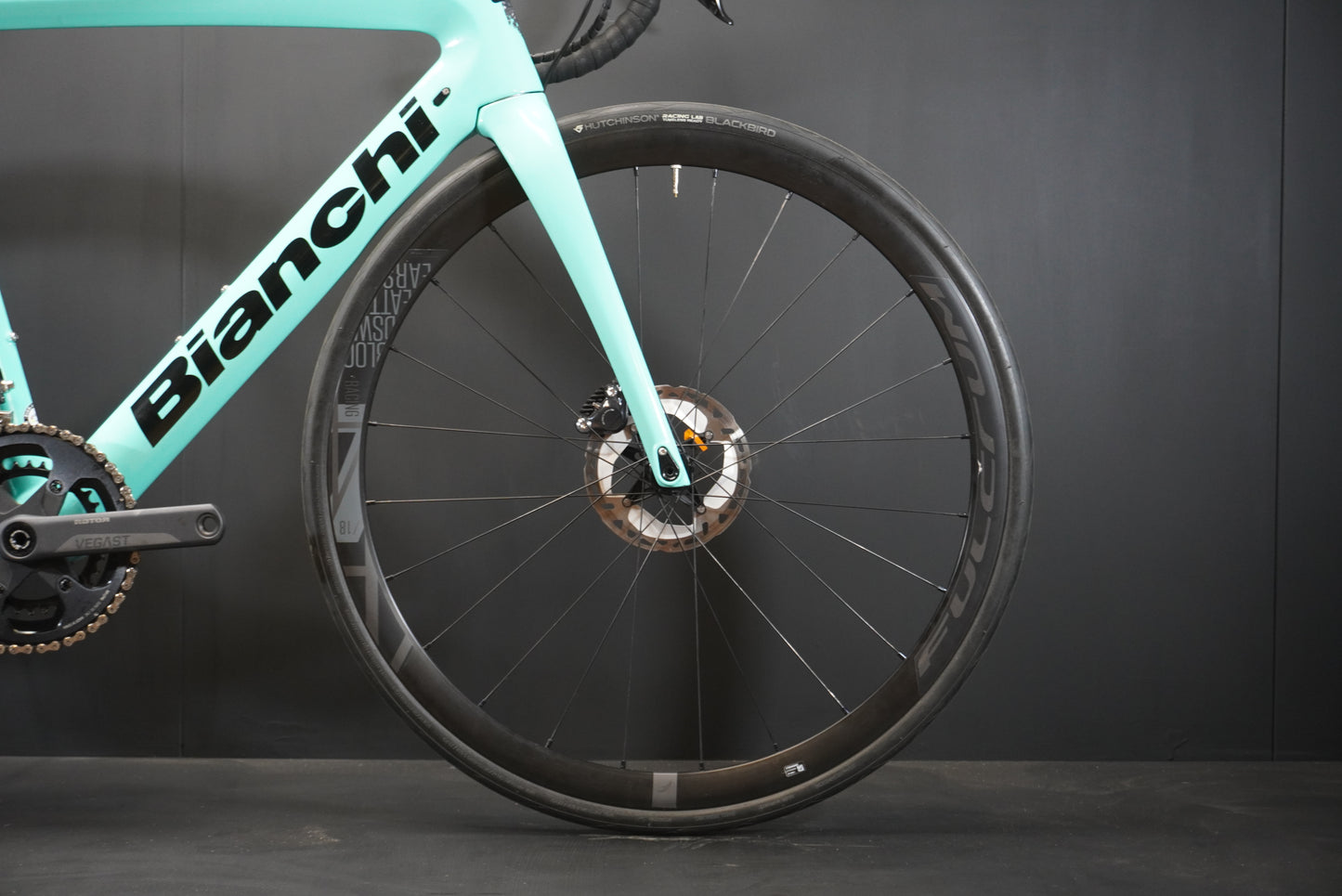 Bianchi Aria Aero Ultegra Di2 Celeste Carbon Disc Road Bike 2022 - 55cm