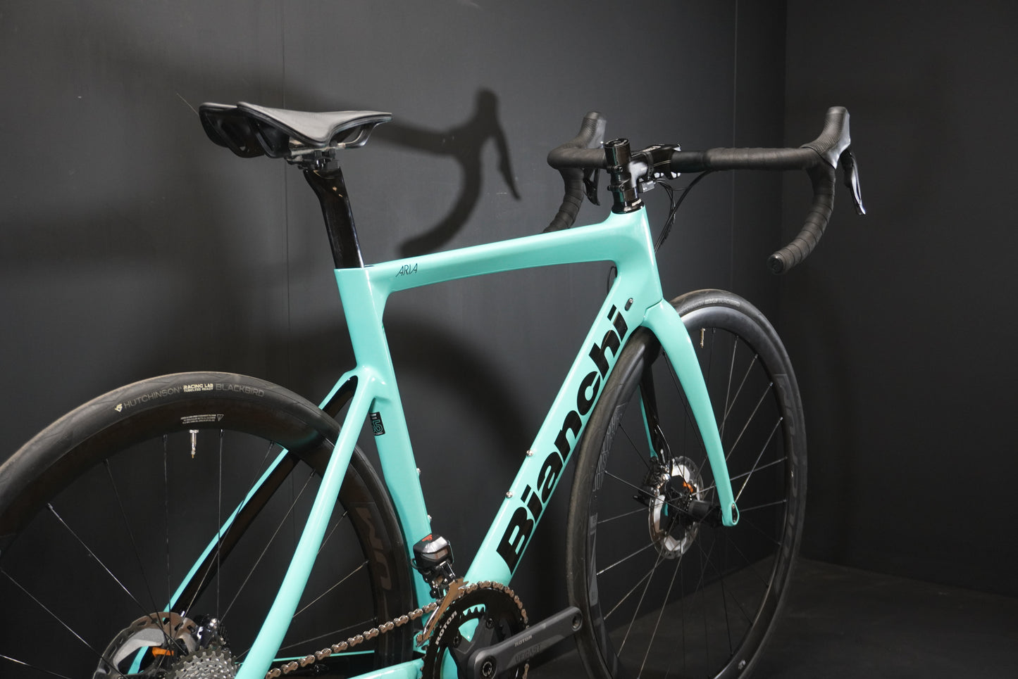 Bianchi Aria Aero Ultegra Di2 Celeste Carbon Disc Road Bike 2022 - 55cm