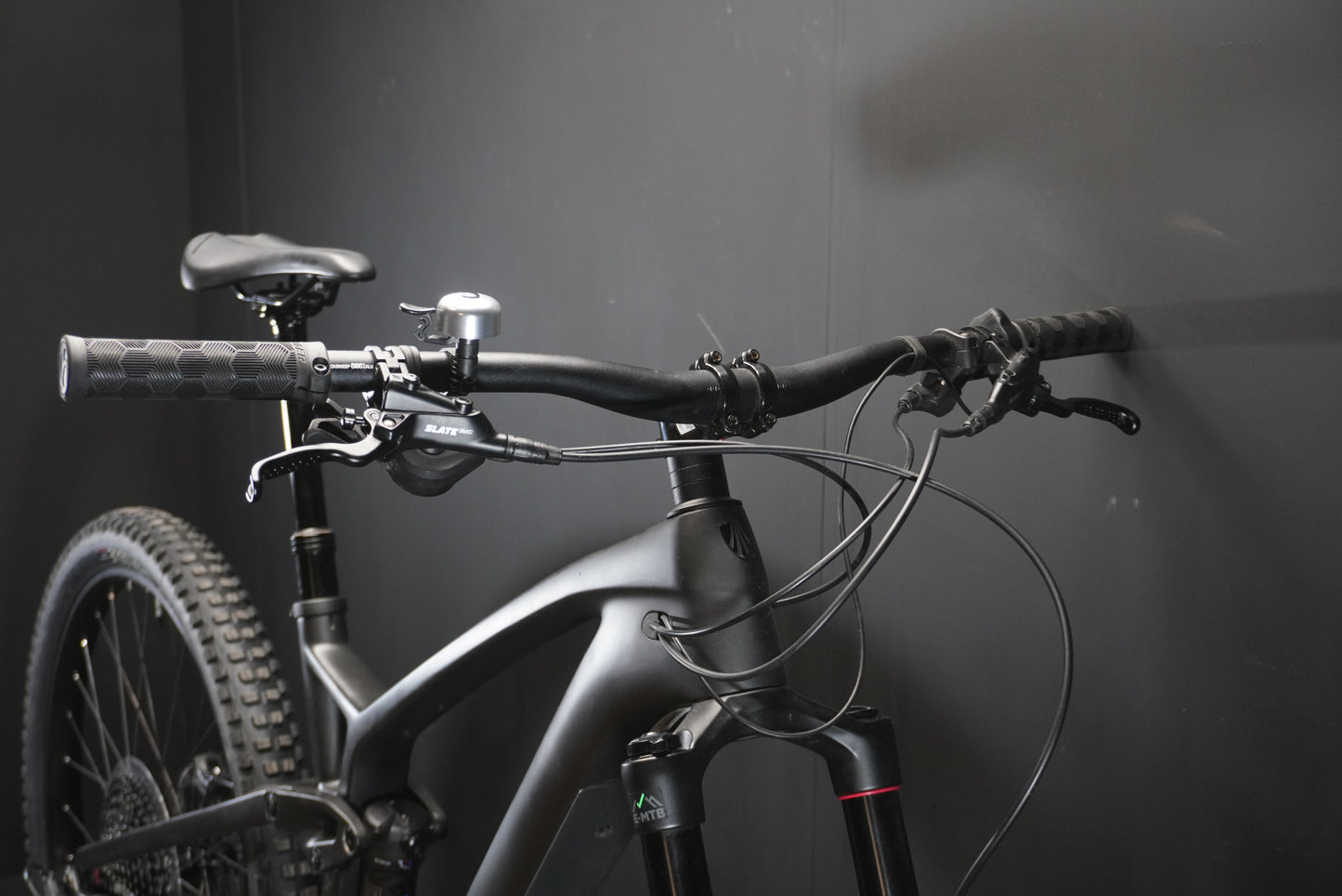 Trek Fuel EXe 9.5 FS Carbon Trail e-MTB 2023 - Large - 75 Miles