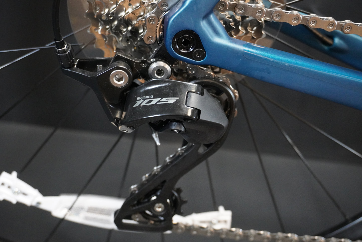 NEW Colnago V3 105 12 Speed Carbon Disc Road Bike 2023 - 54s - Full Warranty