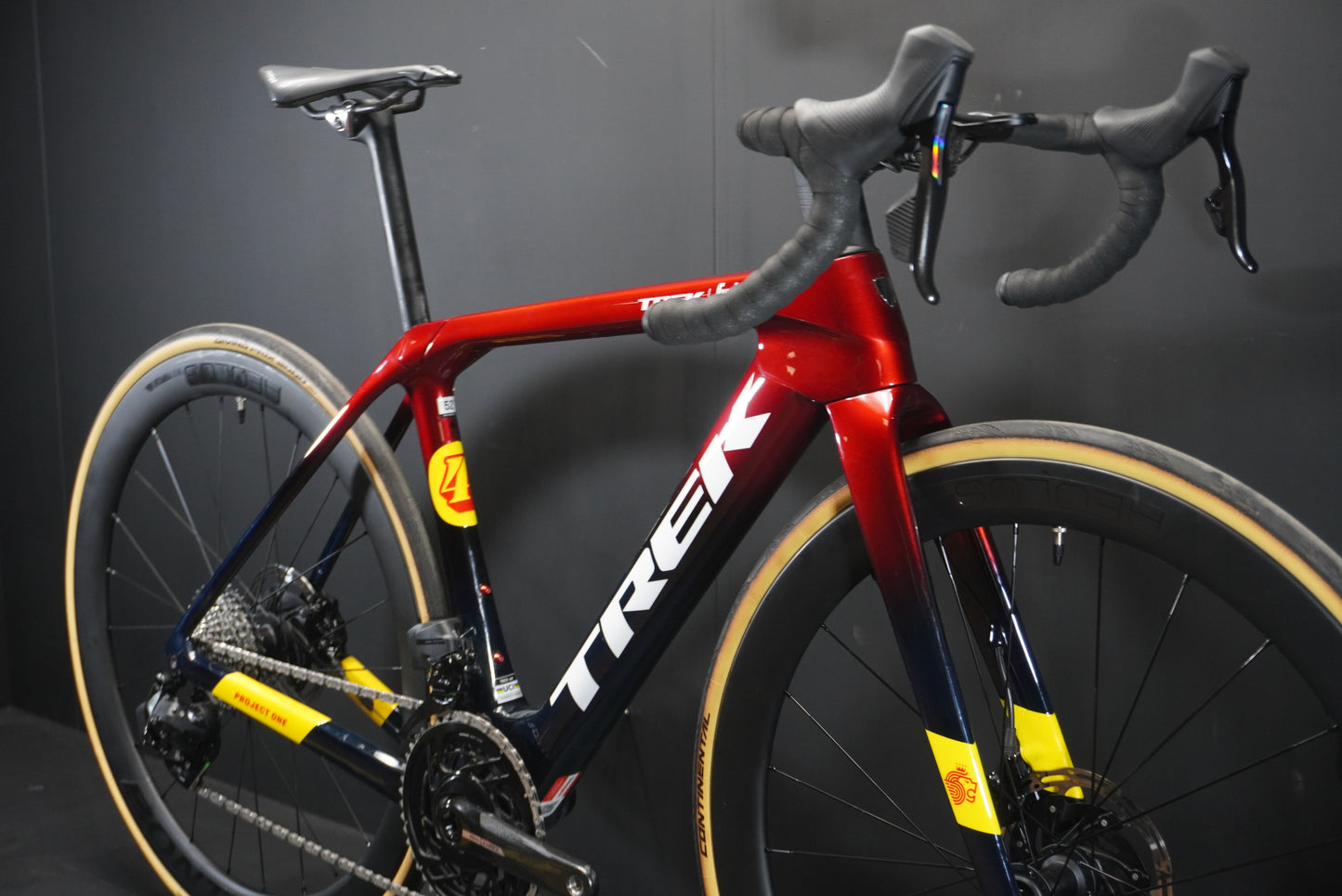 Trek Domane RSL Project One Force AXS Carbon Disc Road Bike 2025 - 52cm