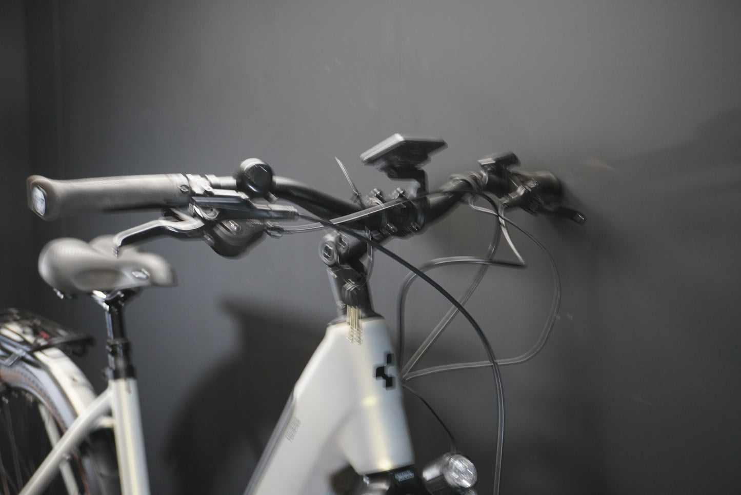 Cube Touring Hybrid Pro 625Wh Electric Hybrid Bike 2023 - Medium 54cm - 166 Miles