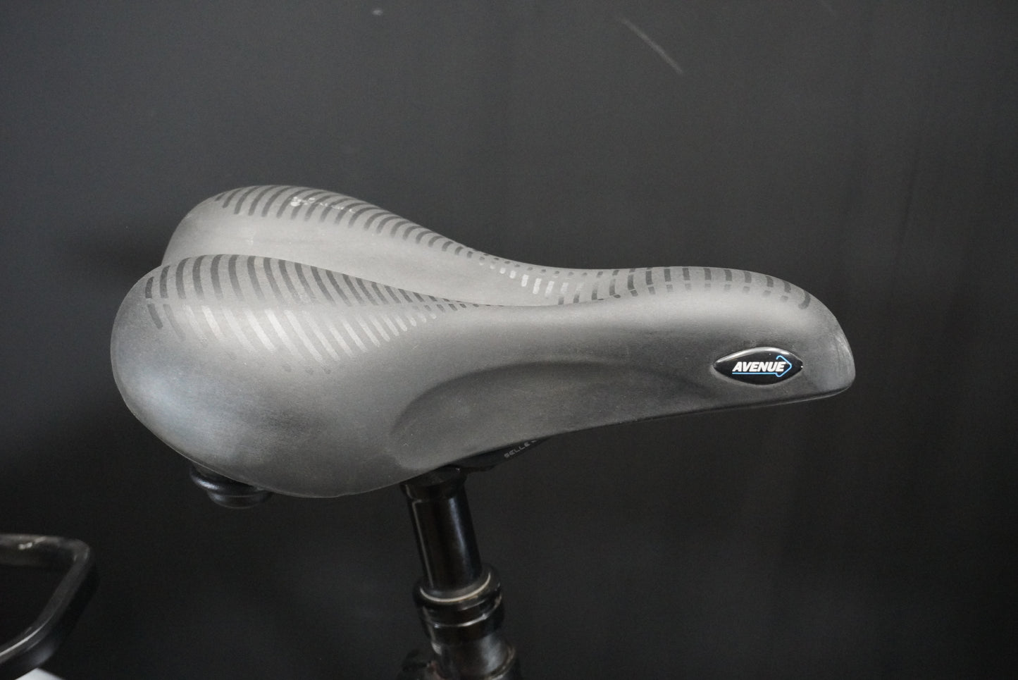 Cube Touring Hybrid Pro 625Wh Electric Hybrid Bike 2023 - Medium 54cm - 166 Miles