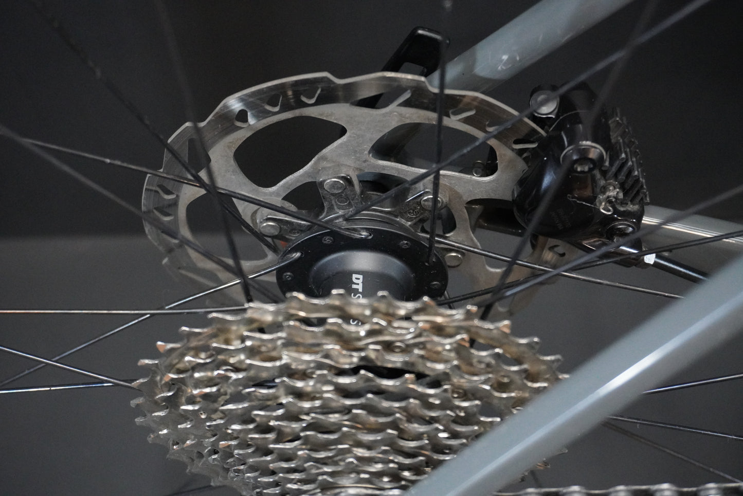 Canyon Endurace AL 7 RAW Carbon Disc Road Bike 2024 - Small