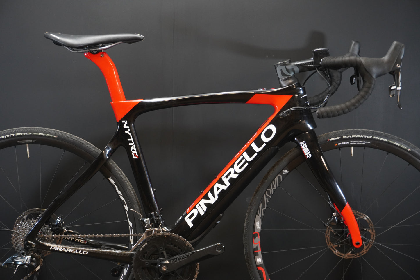 Pinarello Nytro SRAM Force Carbon Disc Electric Road Bike 2020 - 530mm - 45Km