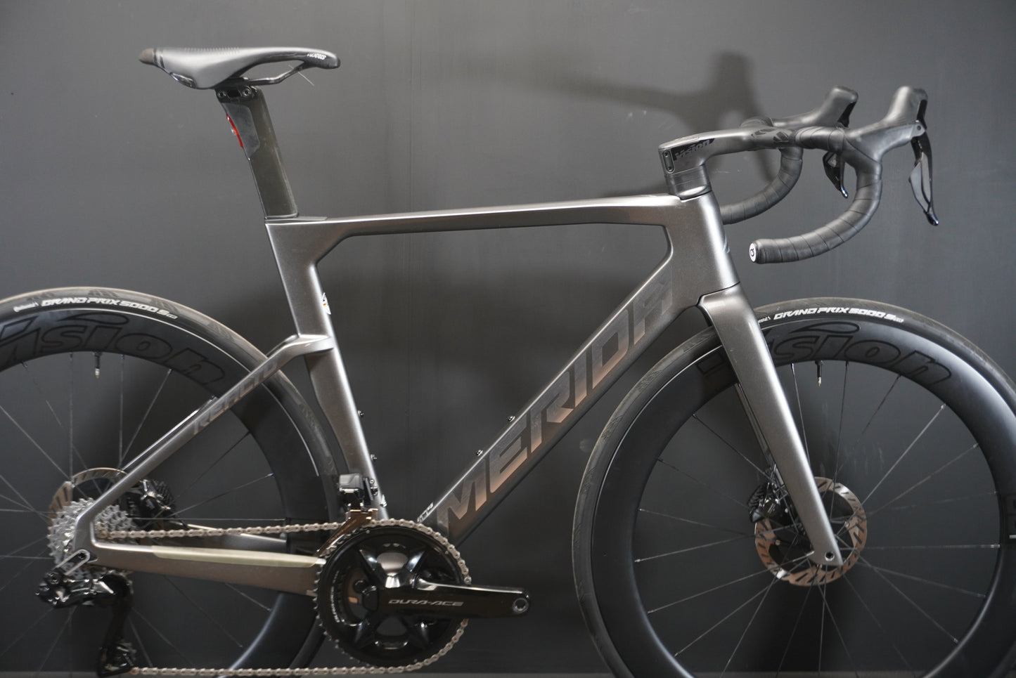 Merida Reacto Team Dura-Ace Di2 & P/M Carbon Disc Road Bike 2024 - Small