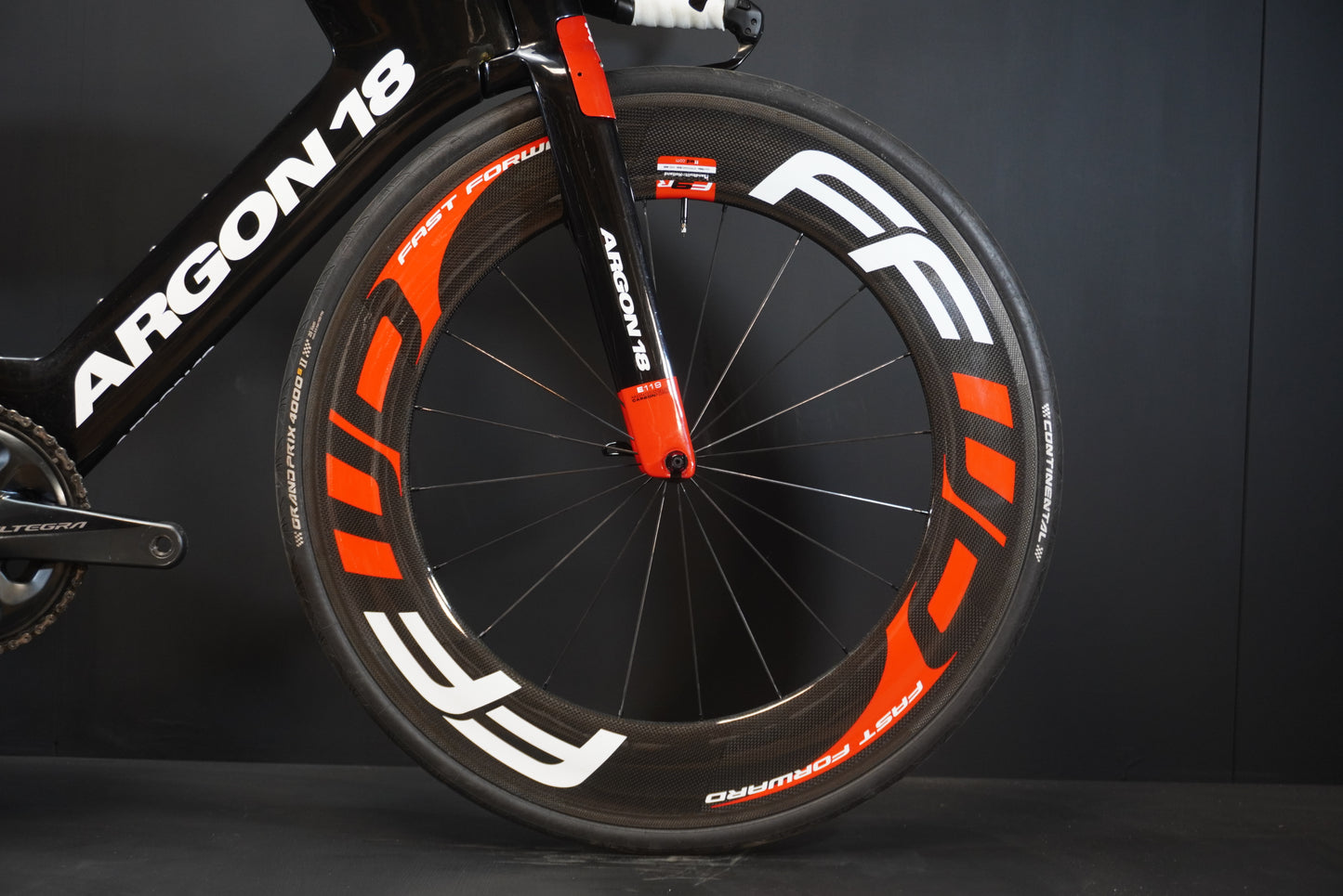 Argon 18 E-119 Tri Carbon Di2 TT/Triathon Bike 2018 - Medium