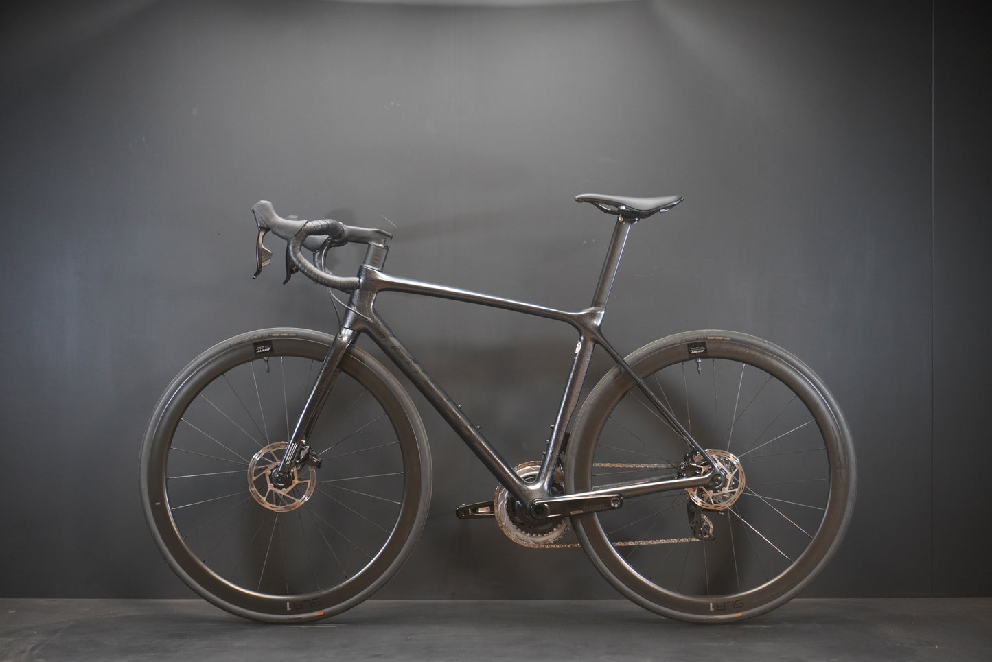 Giant TCR Advanced Pro 1 Rival AXS Carbon Disc Road Bike 2023 - Medium