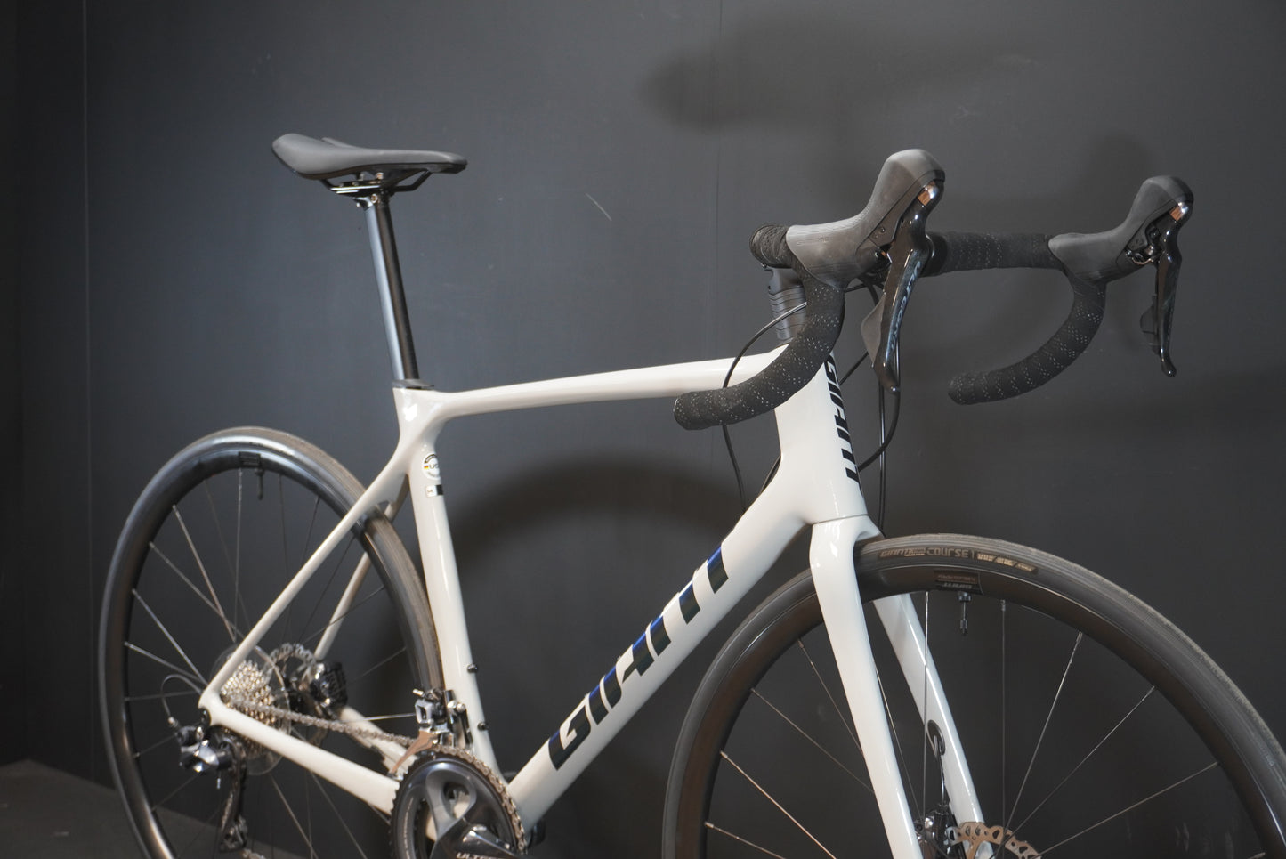 Giant TCR Advanced 1 Carbon Disc Road Bike 2021 - M/L