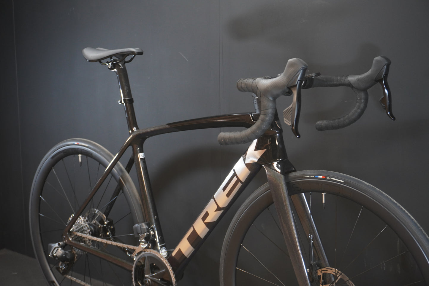 Trek Emonda SL6 Rival AXS P/M Carbon Disc Road Bike 2022 - 54cm