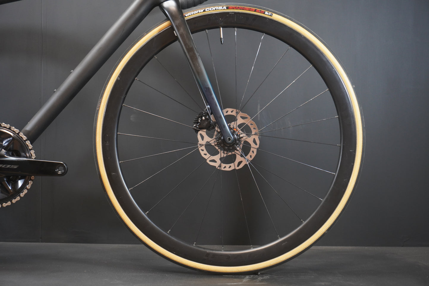 Specialized Aethos Comp 105 Di2 Carbon Disc Road Bike 2022 - 52cm - Upgraded Roval Wheels