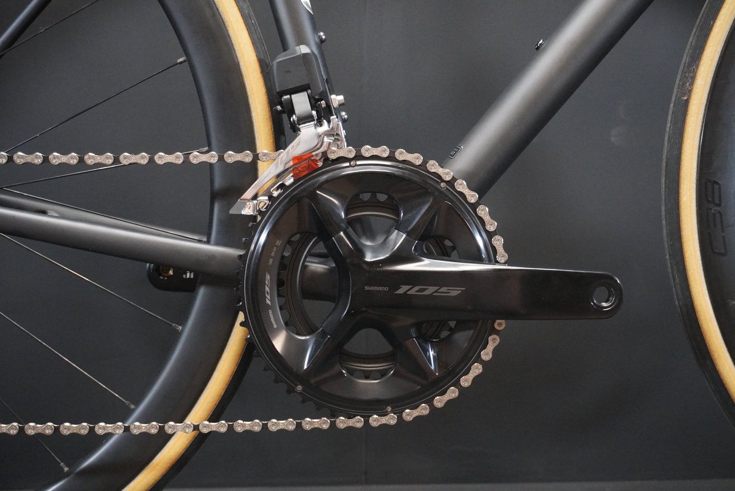 Specialized Aethos Comp 105 Di2 Carbon Disc Road Bike 2022 - 52cm - Upgraded Roval Wheels