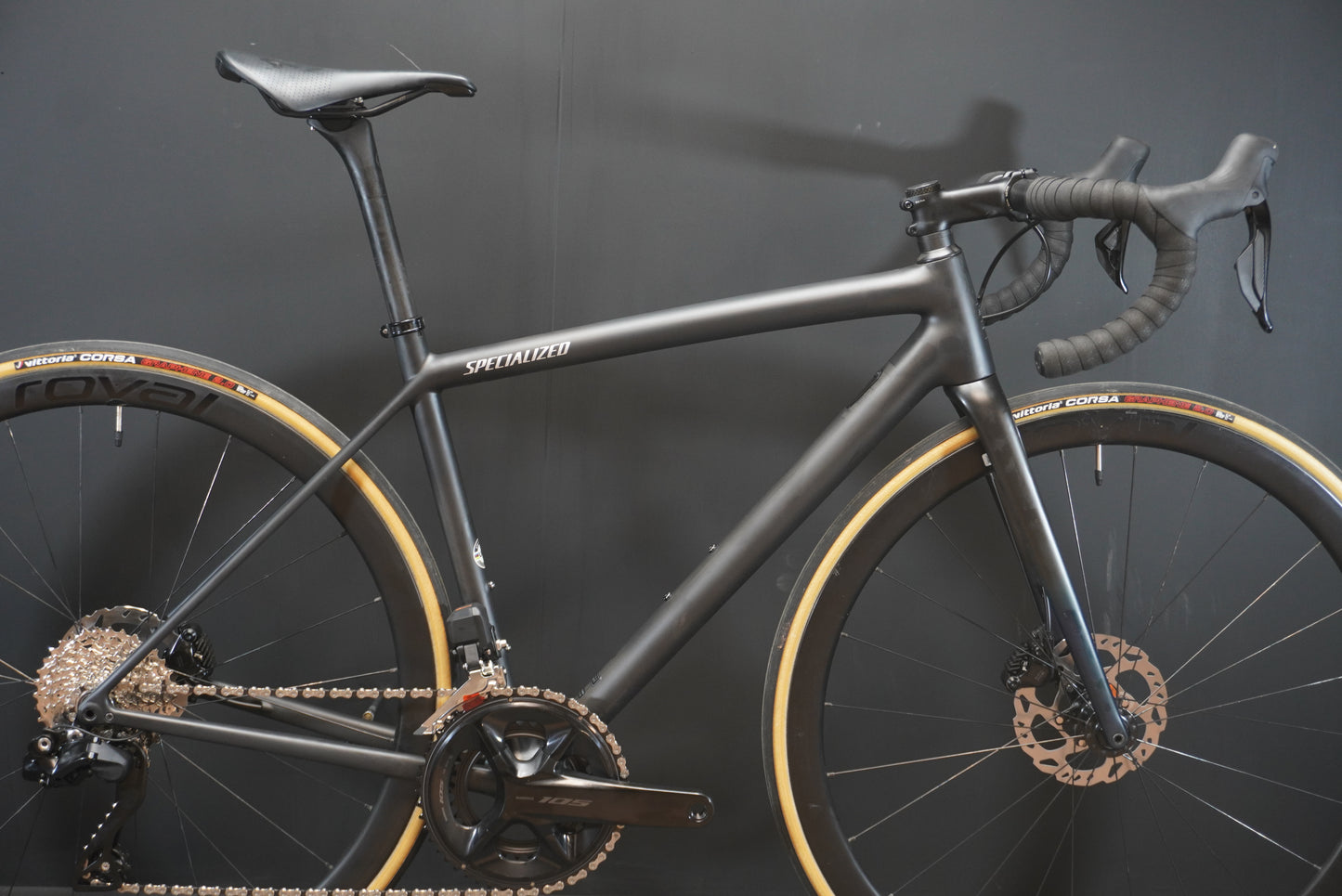 Specialized Aethos Comp 105 Di2 Carbon Disc Road Bike 2022 - 52cm - Upgraded Roval Wheels