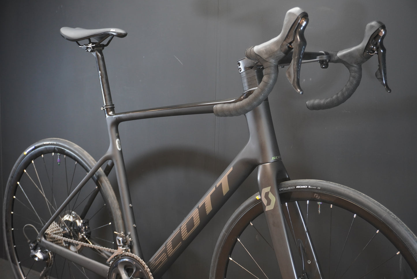 Scott Addict 20 Carbon Disc Road Bike 2022 - 58cm