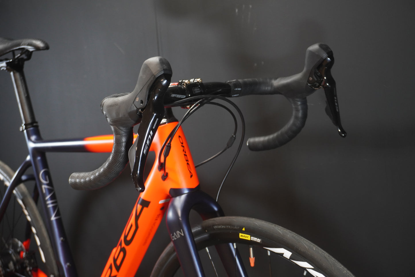 Orbea Gain M30 105 Carbon Electric Road Bike 2019 - Medium - 484Km