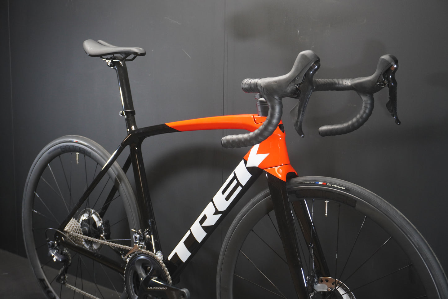 Trek Emonda SL6 Pro Carbon Disc Road Bike 2022 - 54cm