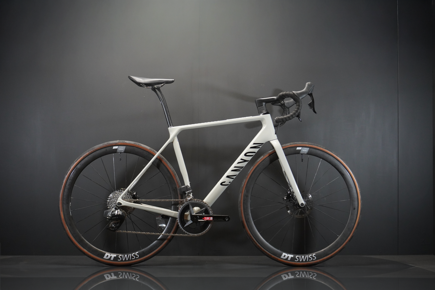 Canyon Endurace CF SL7 AXS Carbon Disc Road Bike 2022 - Medium - Upgraded Wheels