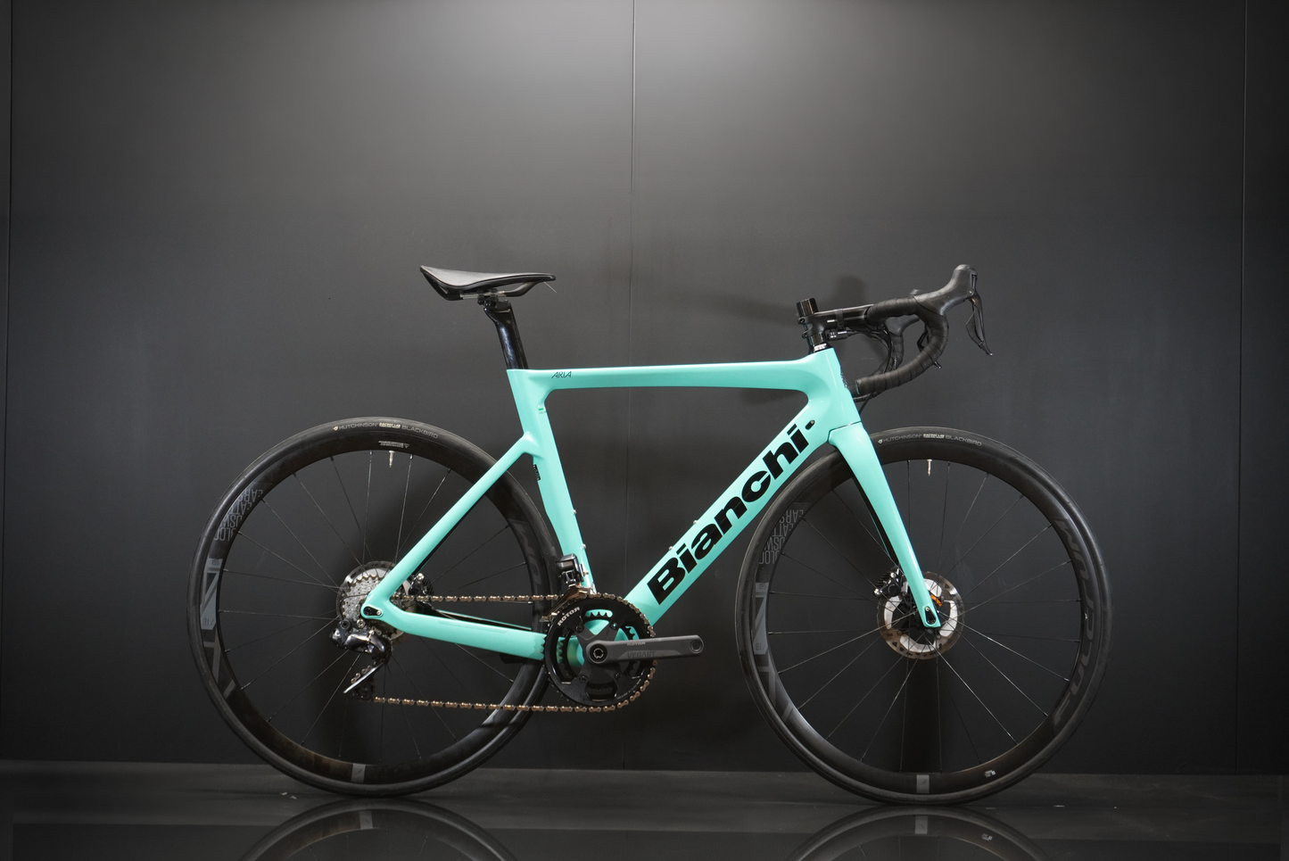 Bianchi Aria Aero Ultegra Di2 Celeste Carbon Disc Road Bike 2022 - 55cm