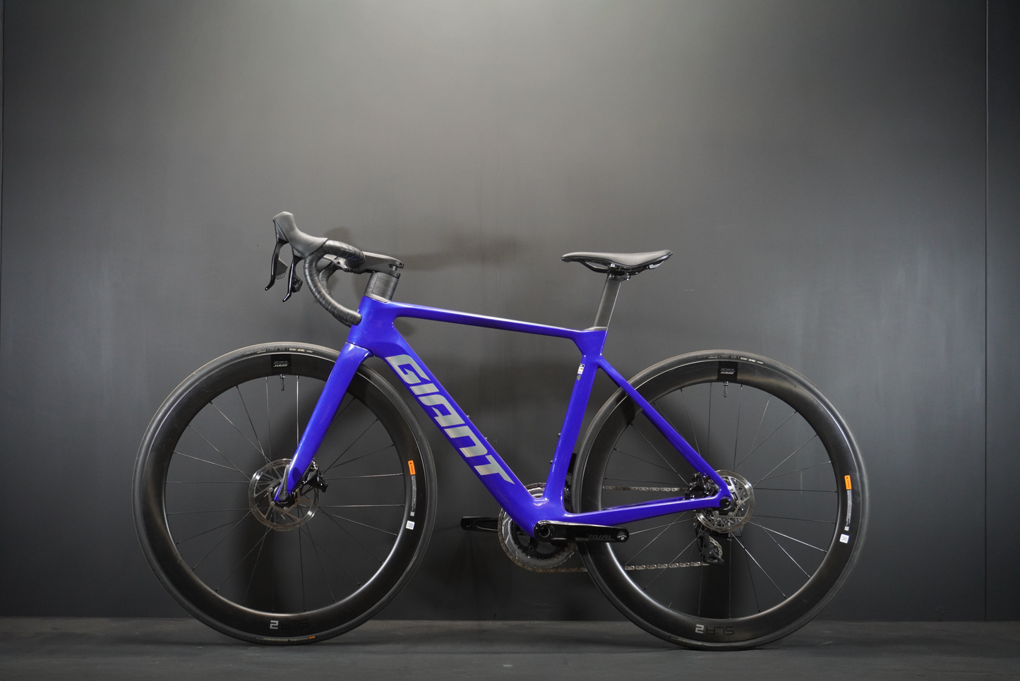 Giant Propel Advanced 1 AXS Carbon Disc Road Bike 2024 - X-Small
