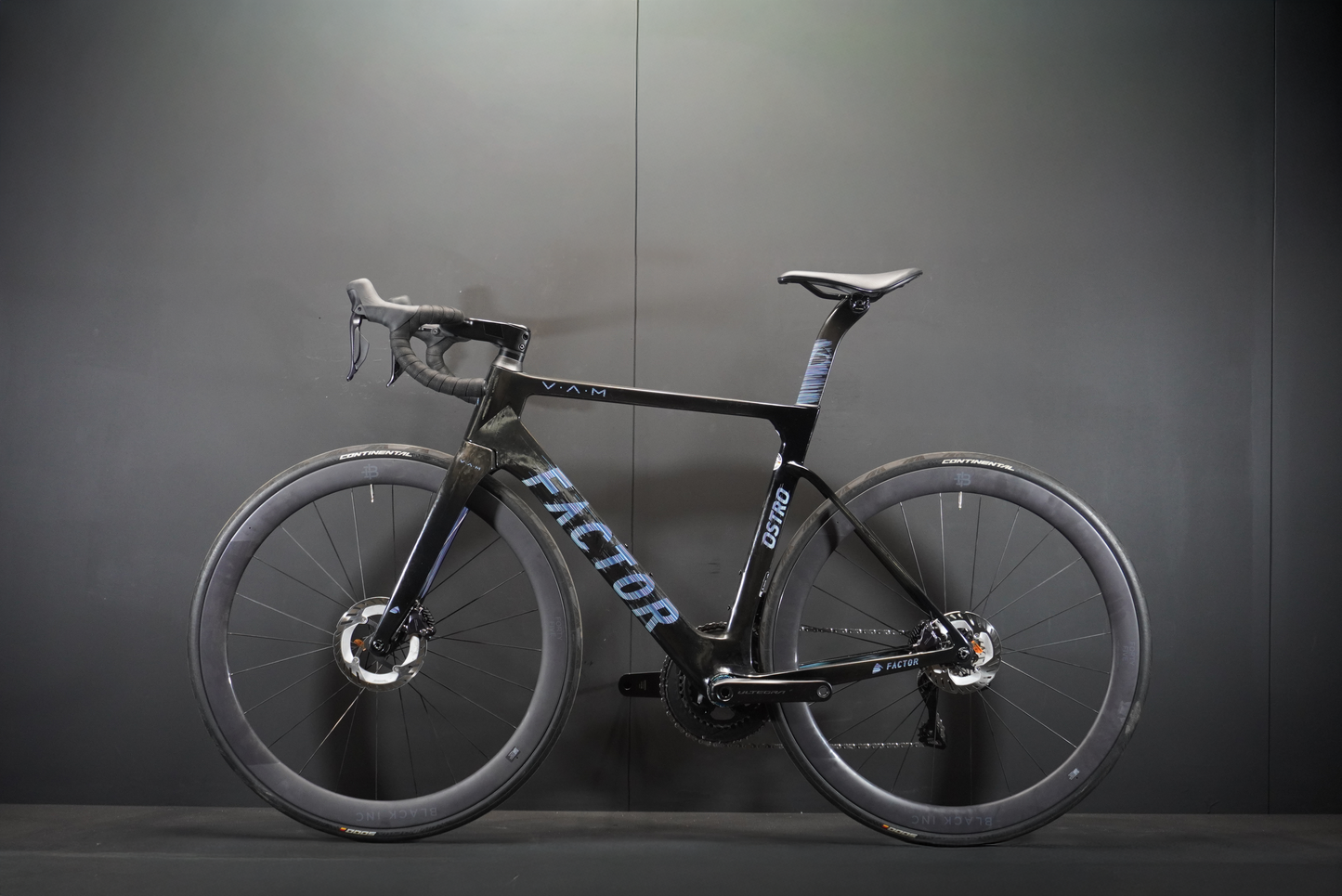 Factor Ostro VAM Carbon Disc Road Bike 2022 - 54cm
